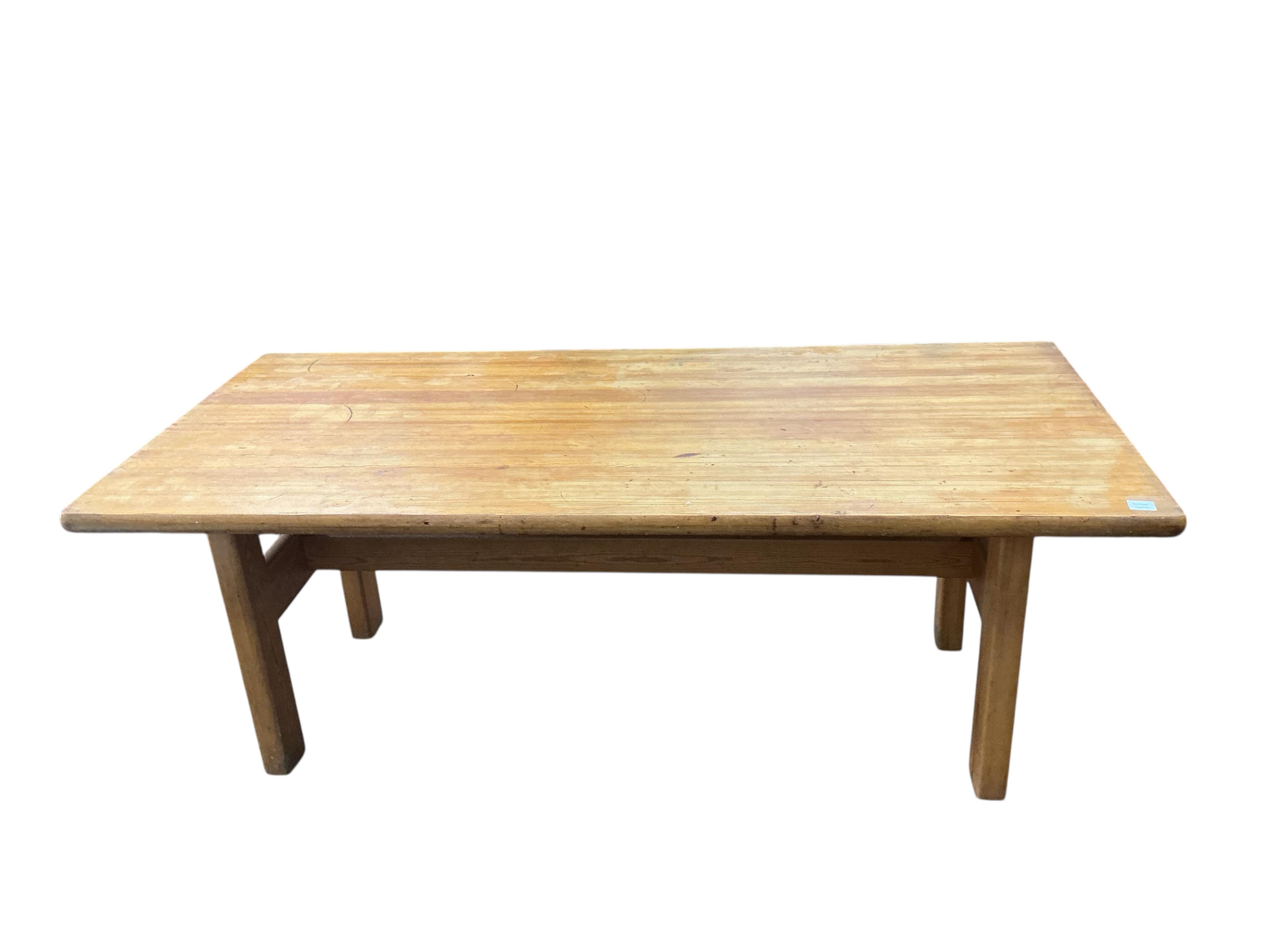 A modern rectangular pine kitchen table, width 194cm, depth 90cm, height 72cm
